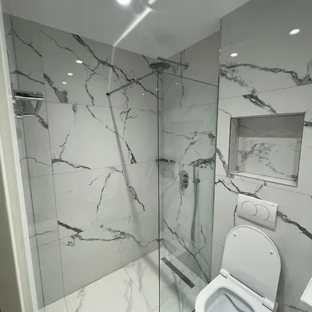 Joal Konukevi Saranda