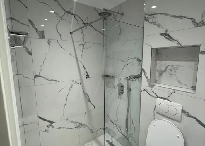 Joal Konukevi Saranda