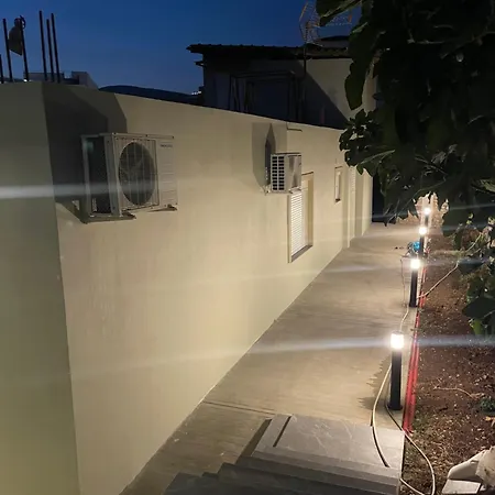 Joal Guest house Sarande